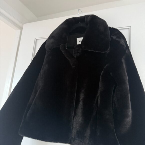 NWT Apparis Miller Short Coat Faux Fur Black Sz Medium Notch Collar Long Sleeves - Picture 7 of 12